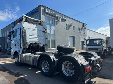 2023 Sinotruk Sitrak C7H, белый, 9525000 рублей, вид 4
