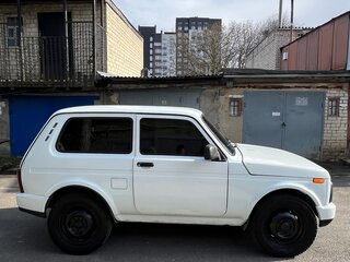 2018 Lada (ВАЗ) 2121 (4x4) Urban I Рестайлинг, белый, 450000 рублей, вид 4