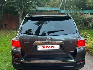 2011 Toyota Highlander II (XU40) Рестайлинг, серый, 2450000 рублей, вид 4