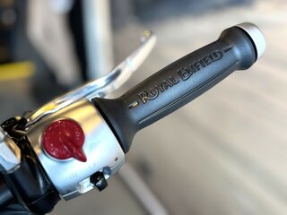 2026 Royal Enfield Super Meteor, чёрный, 773000 рублей, вид 5
