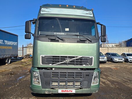 2006 Volvo FH, зелёный, 2250000 рублей, вид 1