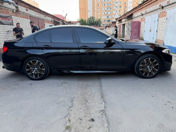 2012 BMW 5 серии 528i xDrive VI (F10/F11/F07), чёрный, 1799000 рублей - вид 9