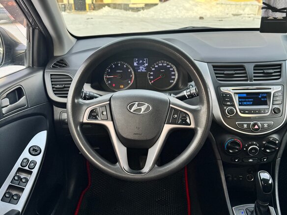 2015 Hyundai Solaris I Рестайлинг, серый, 970000 рублей - вид 17