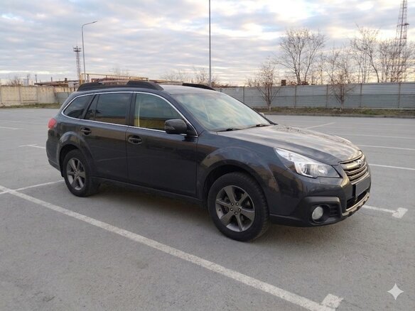 2014 Subaru Outback IV Рестайлинг, серый, 1690000 рублей - вид 1
