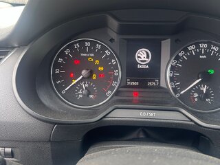 2014 Skoda Octavia III (A7), бежевый, 1098000 рублей, вид 1