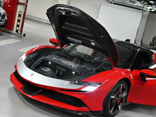2021 Ferrari SF90 Stradale I, красный, 36790000 рублей, вид 5