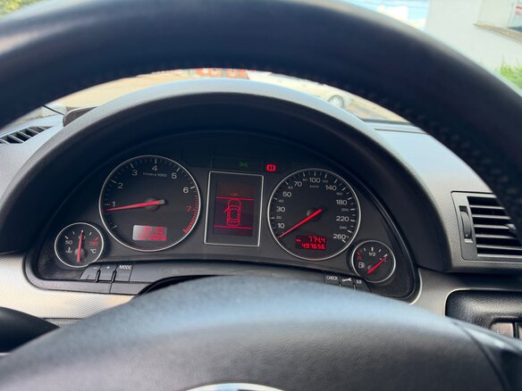 2001 Audi A4 II (B6), серый, 320000 рублей - вид 5