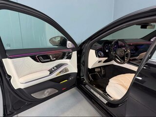 2026 Mercedes-Benz Maybach S-Класс 680 II (Z223) Рестайлинг, чёрный, 38500000 рублей, вид 4