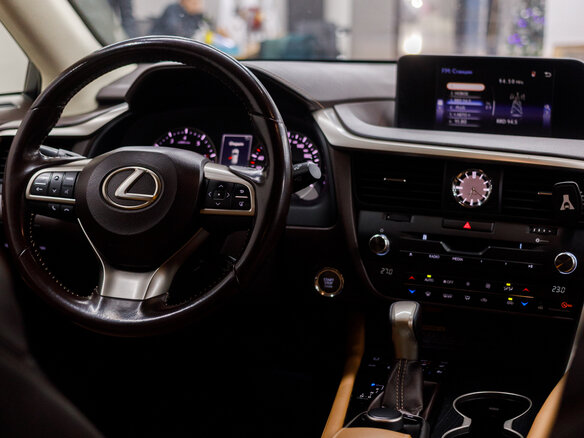 2017 Lexus RX 200t IV, белый, 3500000 рублей - вид 15