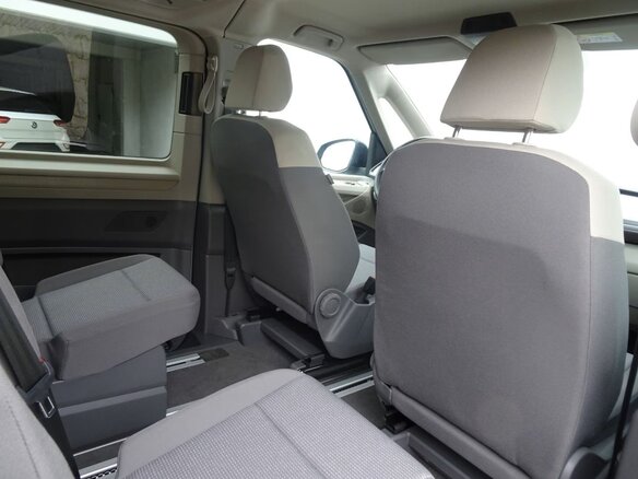 2023 Volkswagen Multivan T7, серый, 4550000 рублей - вид 13