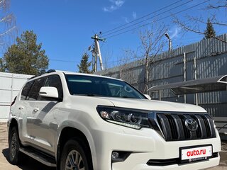 2018 Toyota Land Cruiser Prado 150 Series Рестайлинг 2, белый, 5700000 рублей, вид 4