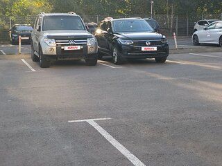 2021 Volkswagen Tiguan II Рестайлинг, чёрный, 3399000 рублей, вид 3