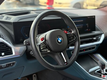 2025 BMW XM, серый, 16590000 рублей, вид 4