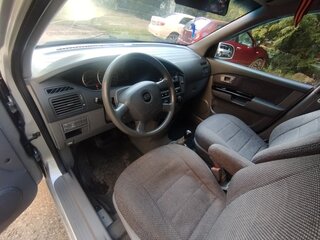 2005 Kia Carens I (RS) Рестайлинг, серебристый, 410000 рублей, вид 5