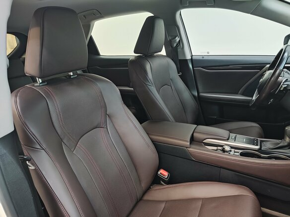 2022 Lexus RX 300 IV Рестайлинг, белый, 5600000 рублей - вид 21