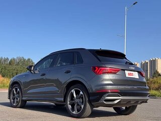 2022 Audi Q3 35 TFSI II (F3), серебристый, 1620000 рублей, вид 5