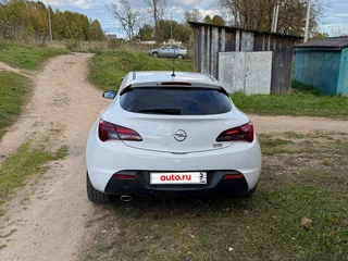 2013 Opel Astra GTC J Рестайлинг, белый, 810000 рублей, вид 5
