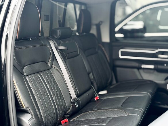 2026 Ram 1500 Crew Cab V Рестайлинг, синий - вид 19