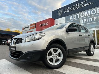 2013 Nissan Qashqai I Рестайлинг, серебристый, 1060000 рублей, вид 3