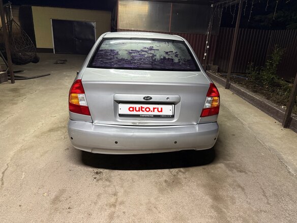 2004 Hyundai Accent ТагАЗ II, серебристый, 330000 рублей - вид 2