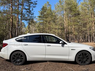 2010 BMW 5 серии Gran Turismo 535i VI (F10/F11/F07), белый, 1699999 рублей, вид 5
