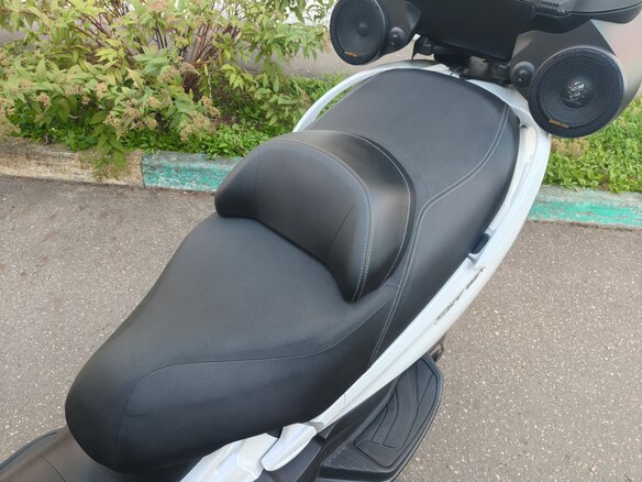 2018 Suzuki Burgman (SkyWave) 650, белый, 980000 рублей - вид 25