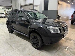2017 Nissan Terrano III (D10), чёрный, 729000 рублей, вид 3