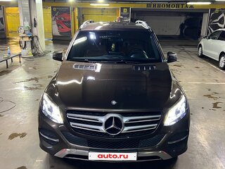 2016 Mercedes-Benz GLE 300 I (W166), коричневый, 2710000 рублей, вид 1