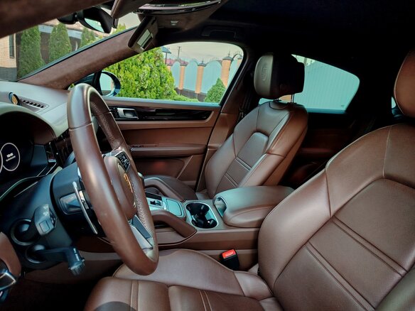 2021 Porsche Cayenne Coupé III, серый, 9250000 рублей - вид 23