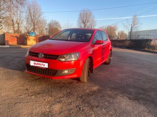 2012 Volkswagen Polo V, красный, 800000 рублей, вид 4