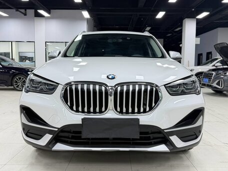 2023 BMW X1 Long 20Li sDrive II (F48) Рестайлинг, белый, 2530000 рублей, вид 2