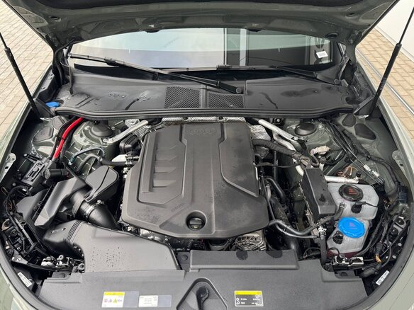 2026 Audi A5 L III (B10), зелёный, 5800000 рублей - вид 9