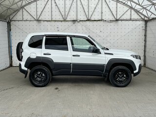 2026 Lada (ВАЗ) Niva Travel I Рестайлинг, белый, 1300000 рублей, вид 4