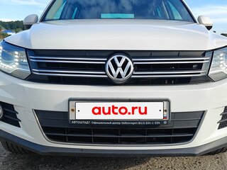 2011 Volkswagen Tiguan I Рестайлинг, белый, 999999 рублей, вид 3