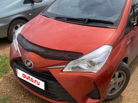 2017 Toyota Vitz III (XP130) Рестайлинг 2, оранжевый, 1050000 рублей