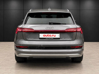 2021 Audi e-tron 55 I, серый, 5399000 рублей, вид 5