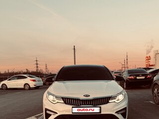 2018 Kia Optima IV Рестайлинг, белый, 1150000 рублей, вид 5