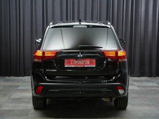 2021 Mitsubishi Outlander III Рестайлинг 3, чёрный, 2577000 рублей, вид 5