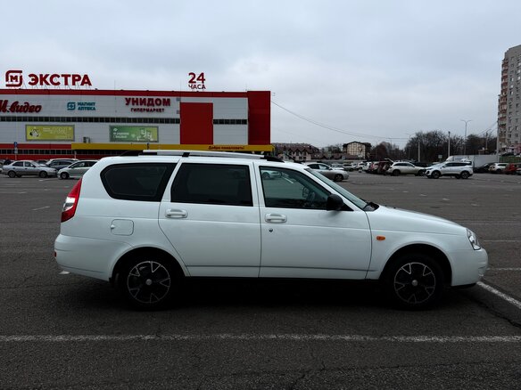 2012 Lada (ВАЗ) Priora I, белый, 800000 рублей - вид 3