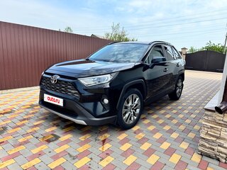 2020 Toyota RAV4 V (XA50), чёрный, 2650000 рублей, вид 1