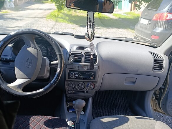 2005 Hyundai Accent ТагАЗ II, бежевый, 430000 рублей - вид 12