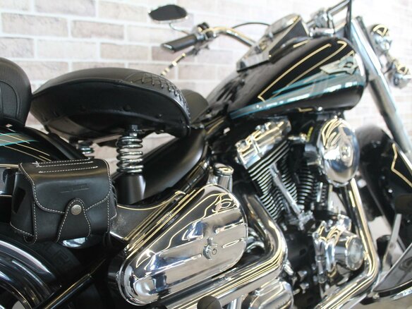 2008 Harley-Davidson Fat Boy, чёрный, 850000 рублей - вид 16