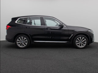 2023 BMW X3 20d xDrive III (G01) Рестайлинг, чёрный, 5250000 рублей, вид 4