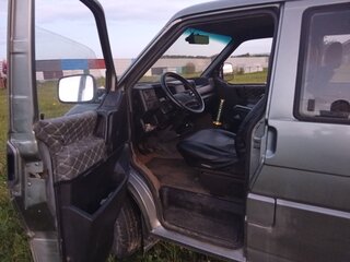 1992 Volkswagen Multivan T4, серый, 800000 рублей, вид 5