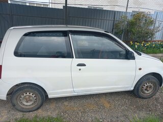 2004 Mitsubishi Minica VIII, белый, 175000 рублей, вид 3