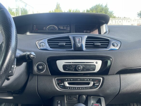 2013 Renault Scenic Grand III Рестайлинг, серый - вид 13