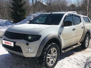 2013 Mitsubishi L200 IV, белый, 1350000 рублей, вид 1