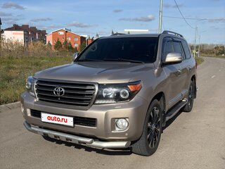 2014 Toyota Land Cruiser 200 Series Рестайлинг 1, золотистый, 3700000 рублей, вид 1