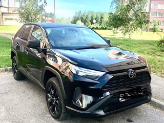 2023 Toyota RAV4 V (XA50), чёрный, 3208276 рублей, вид 2