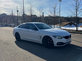 2017 BMW 4 серии Gran Coupe 420d xDrive F32/F33/F36 Рестайлинг, белый, 2950000 рублей, вид 4